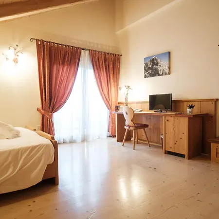 Casa Moresc Spiazzo  Room photo