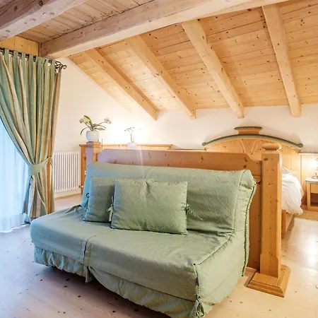 Casa Moresc Spiazzo  Room photo