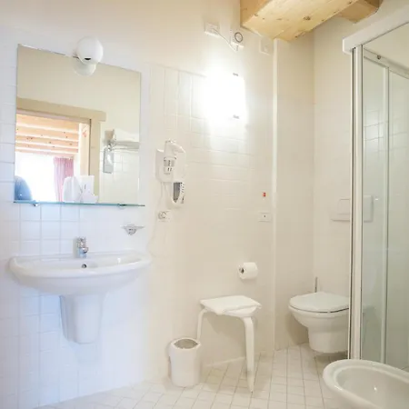 Casa Moresc Spiazzo  Room photo